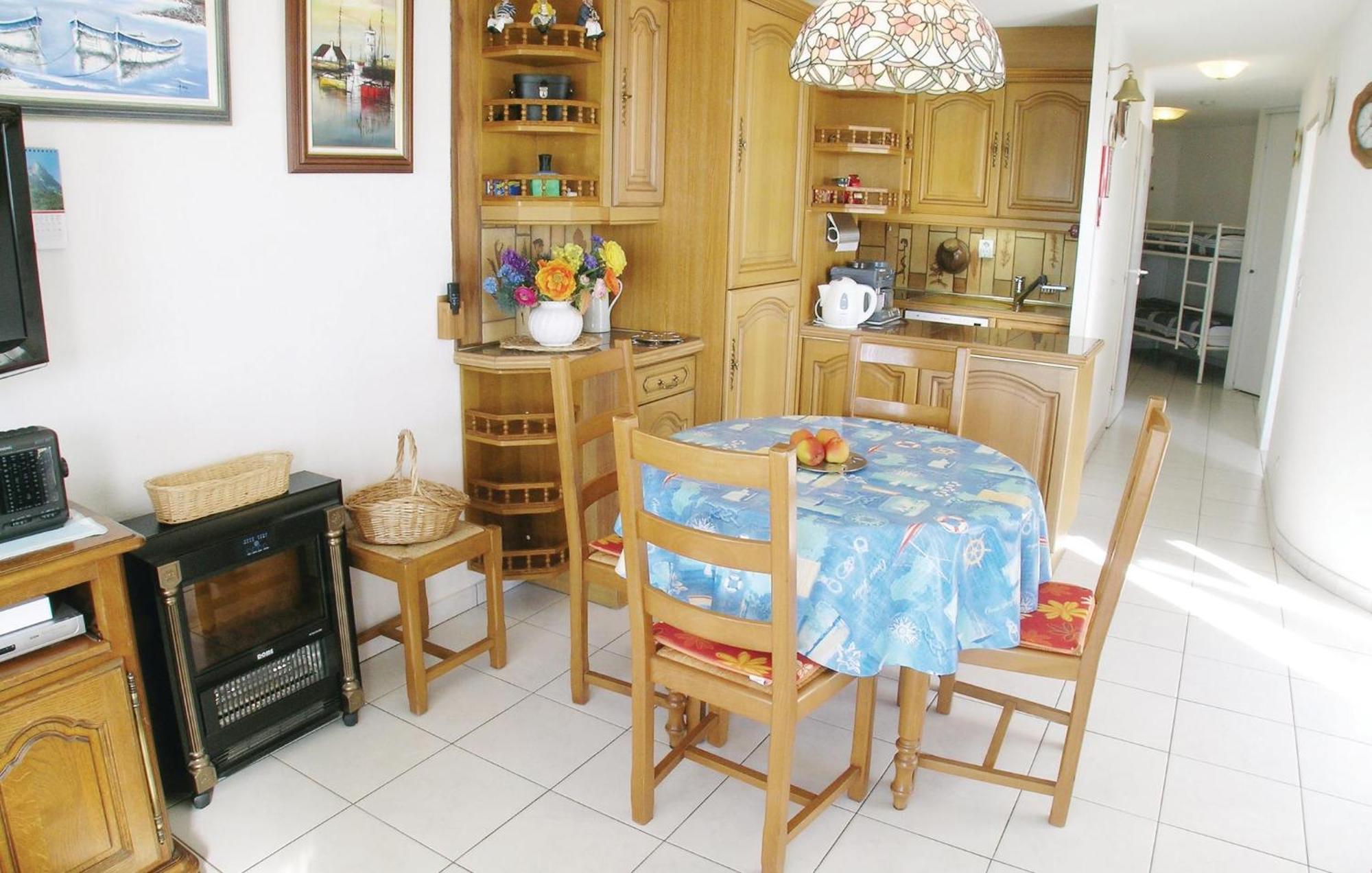 Amazing Apartment In St, Hilaire De Riez سان جان دي مونت المظهر الخارجي الصورة